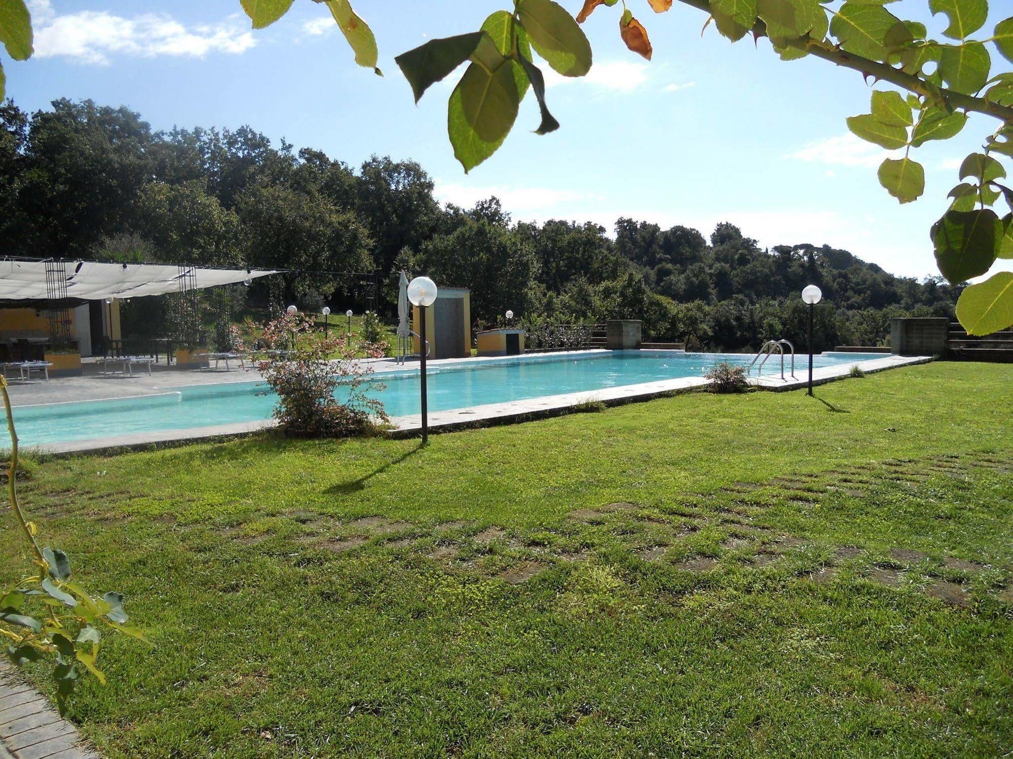 Agriturismo Il Casale Delle Ginestre ฟิวมิชีโน ภายนอก รูปภาพ