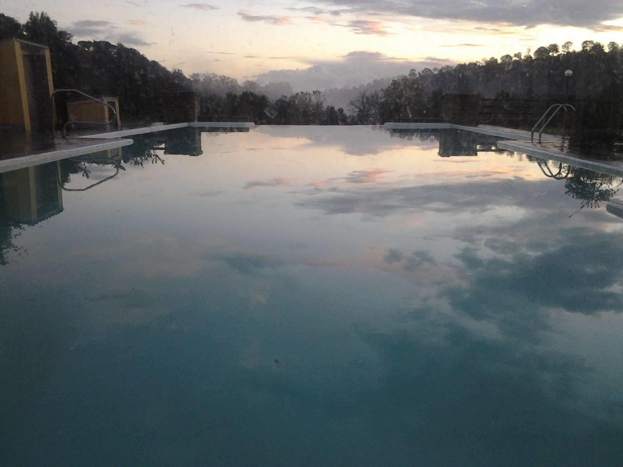 Agriturismo Il Casale Delle Ginestre ฟิวมิชีโน ภายนอก รูปภาพ