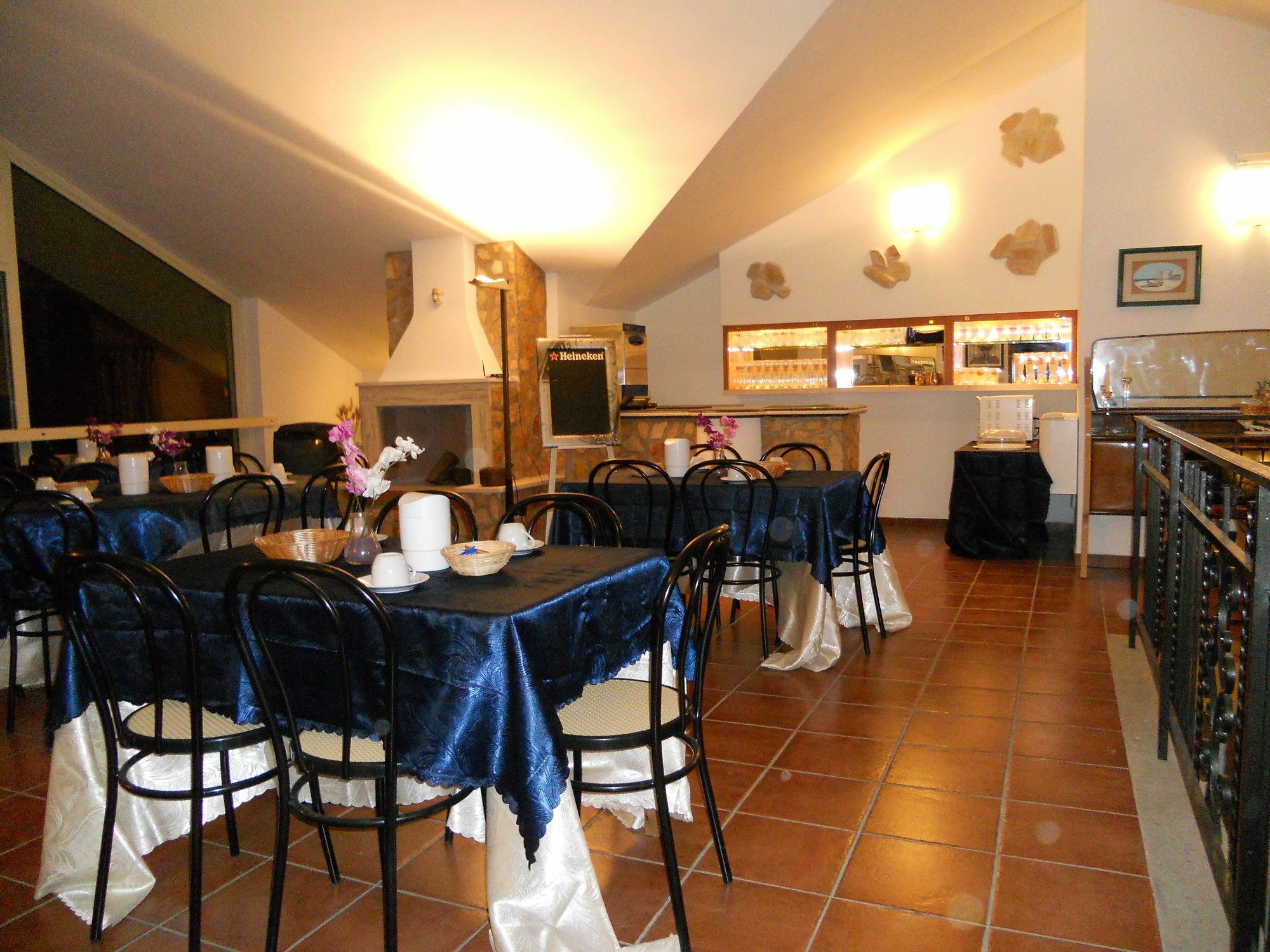 Agriturismo Il Casale Delle Ginestre ฟิวมิชีโน ภายนอก รูปภาพ